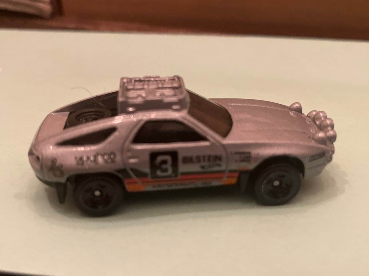 2023 Hot Wheels Porsche 928S Safari (First Edition)