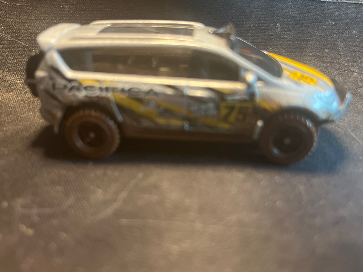 2023 Hot Wheels Chrysler Pacifica