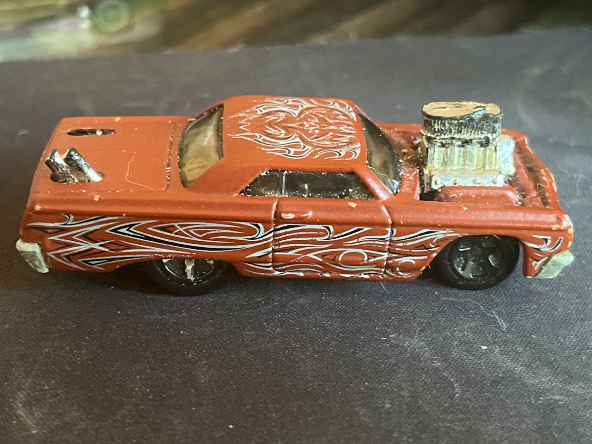 2004 Hot Wheels 'Tooned Chevy Impala 1964