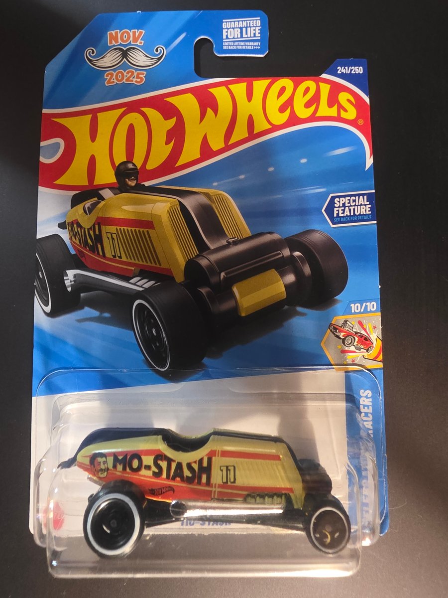 2025 Hot Wheels Mo-Stash