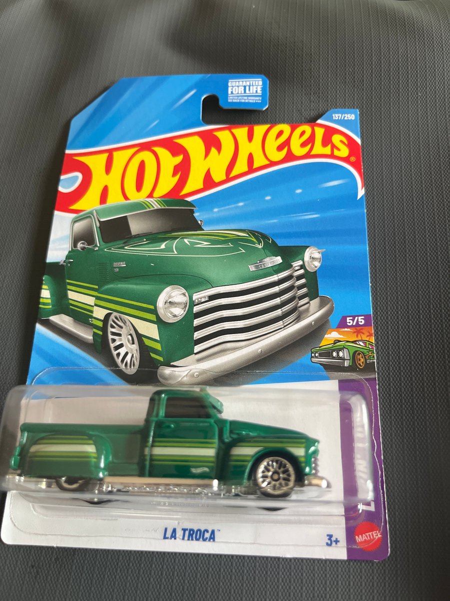 2026 Hot Wheels La Troca