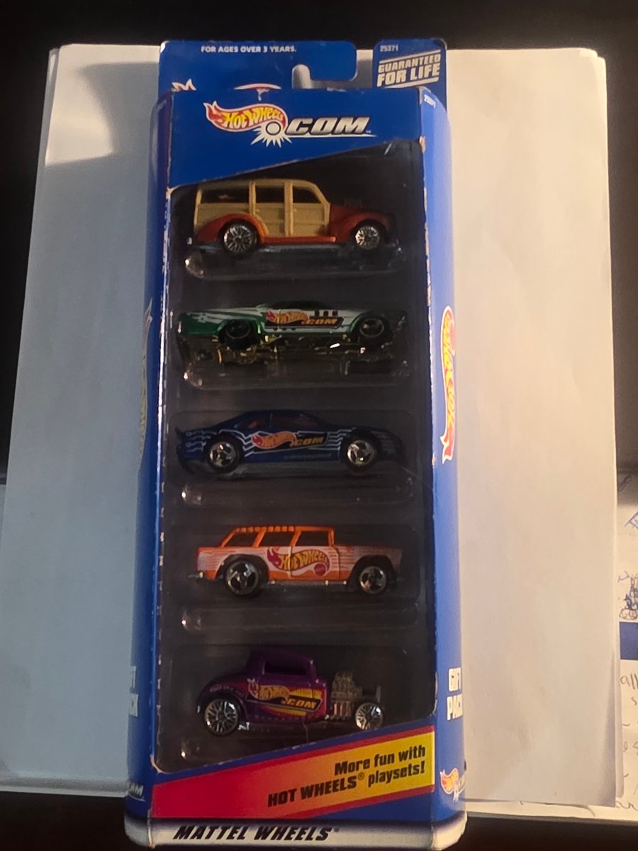 1998 Hot Wheels Large Charge Flying Colors - 1975