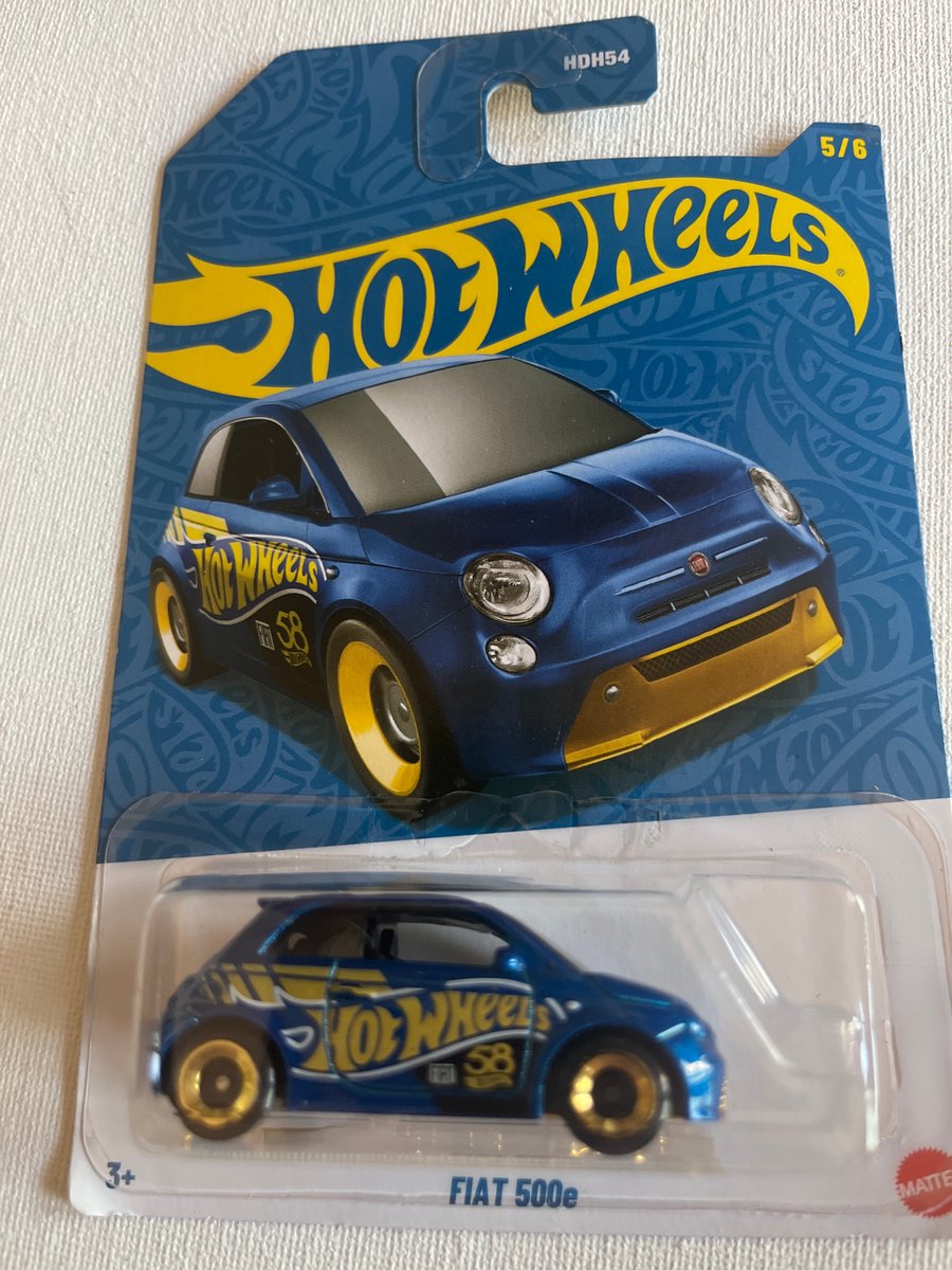 2026 Hot Wheels FIAT 500e