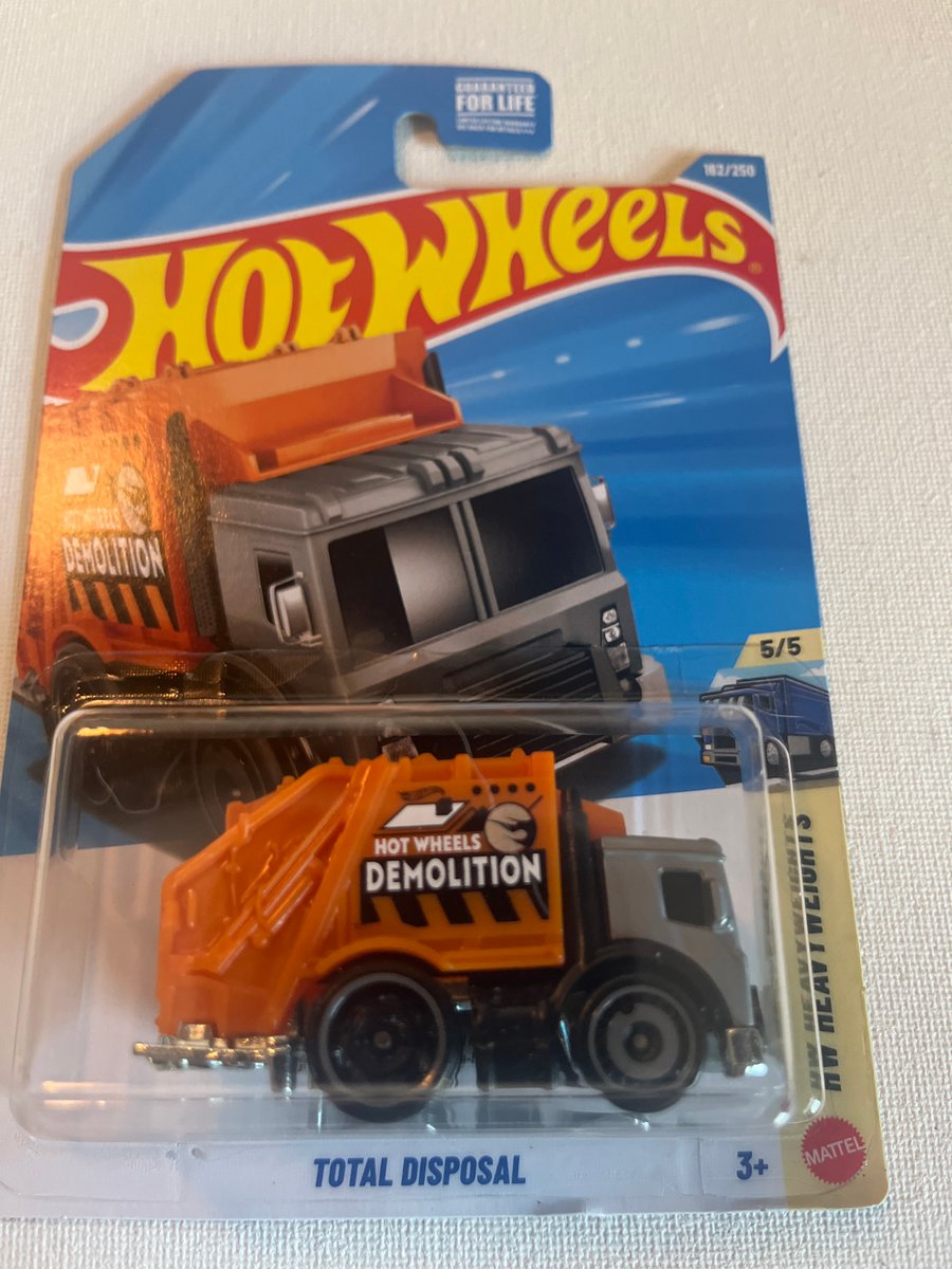 2026 Hot Wheels Total Disposal (Treasure Hunt)