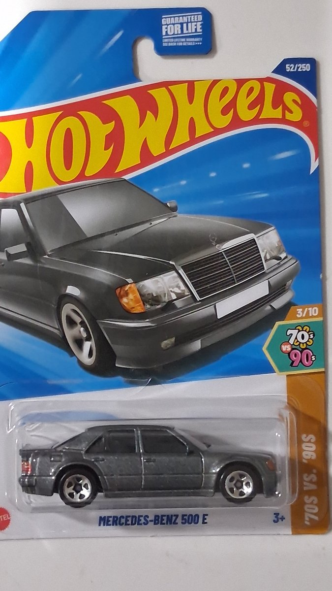 2025 Hot Wheels Mercedes-Benz 500 E