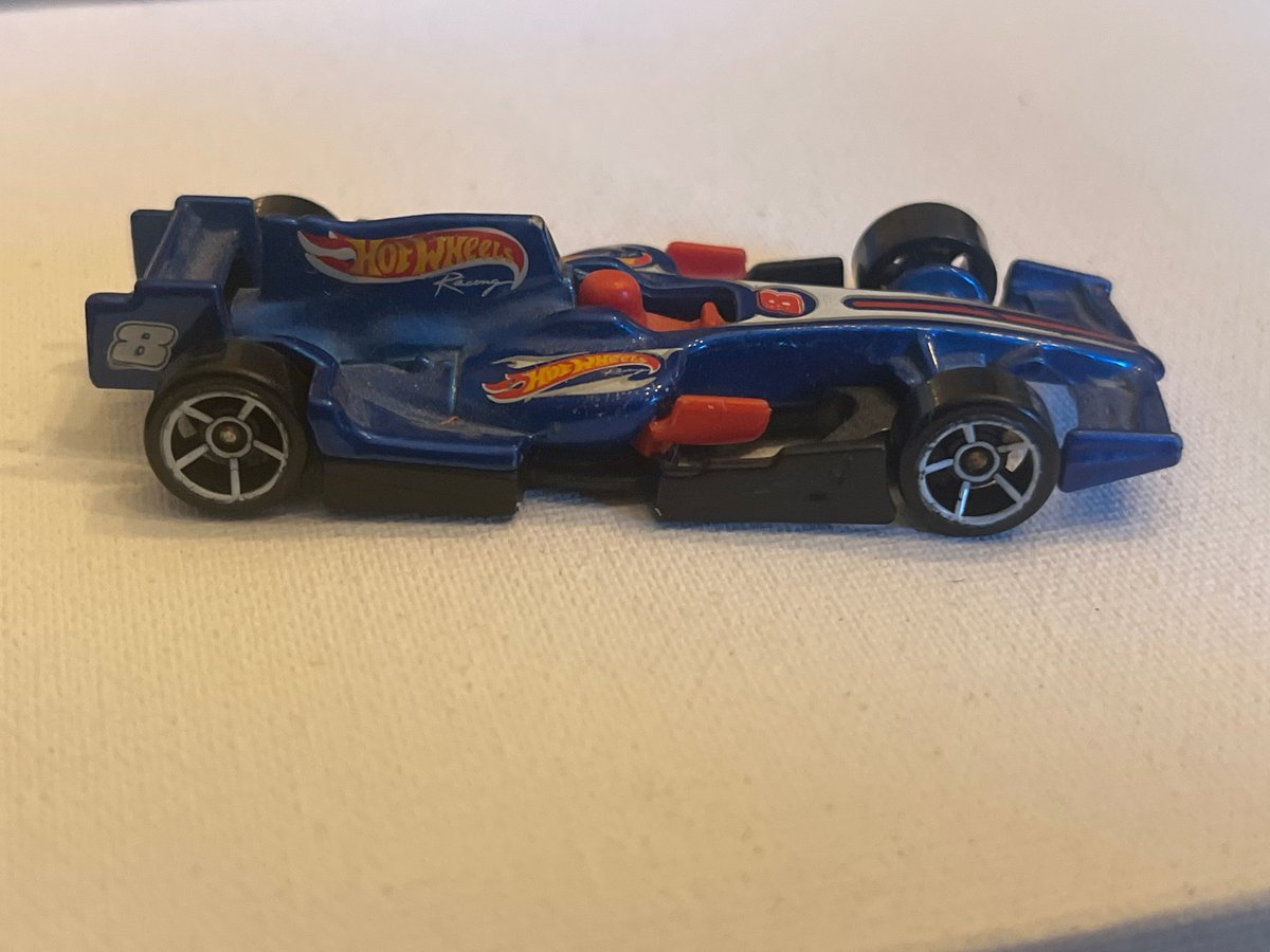 2014 Hot Wheels F1 Racer