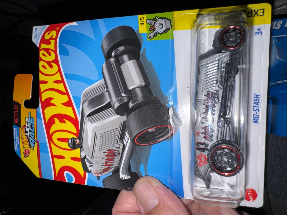 2024 Hot Wheels Mo-Stash (First Edition)