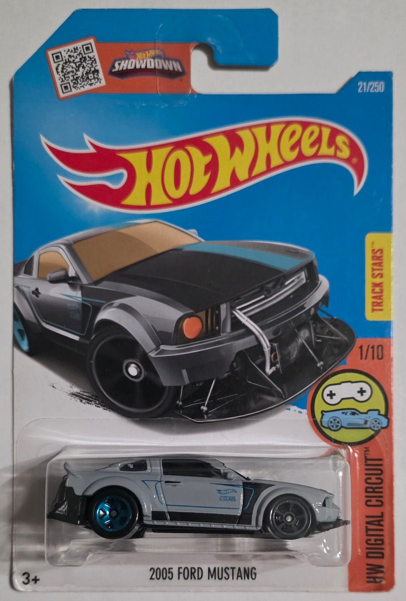 2016 Hot Wheels 2005 Ford Mustang