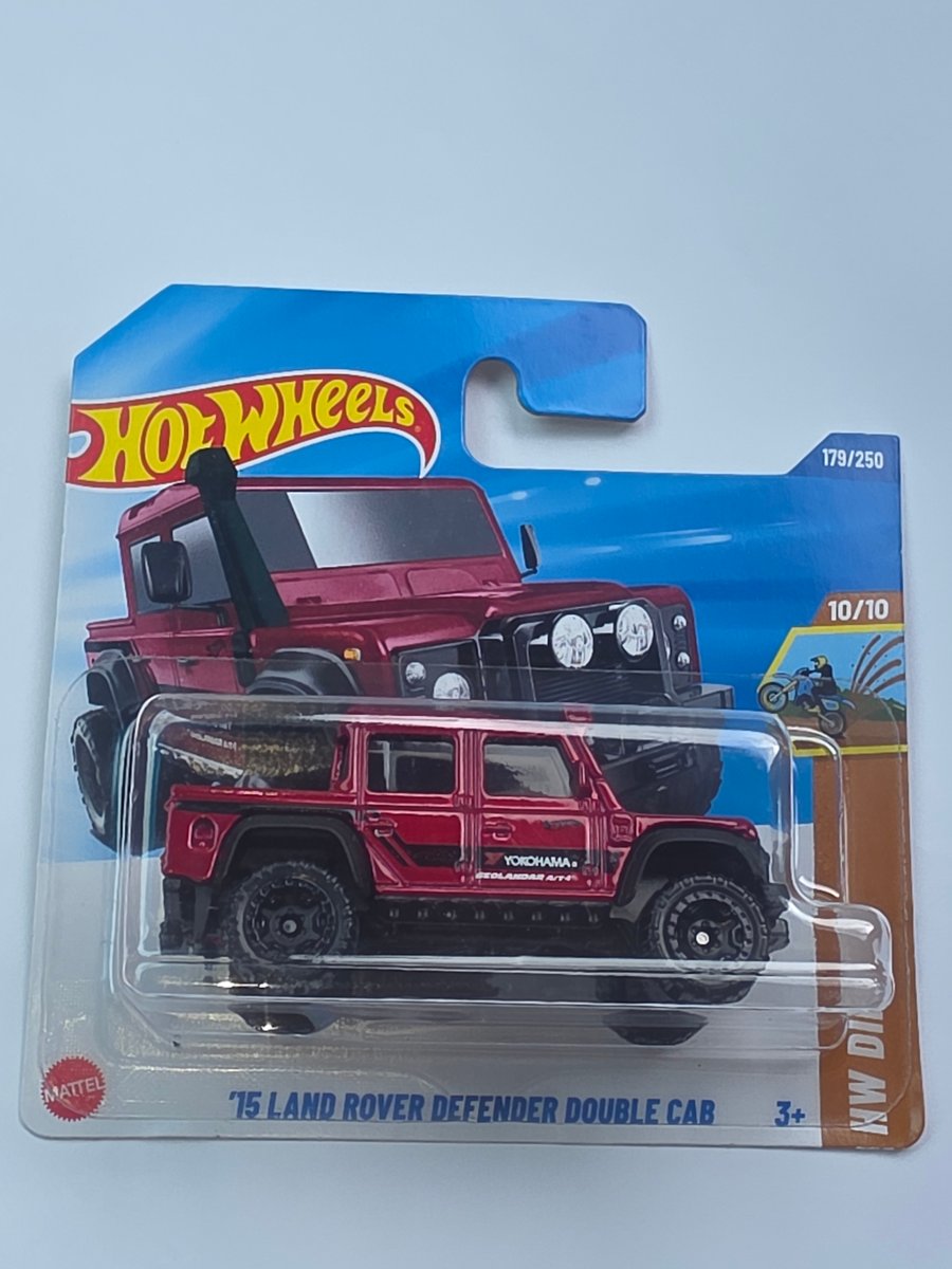 2025 Hot Wheels '15 Land Rover Defender Double Cab