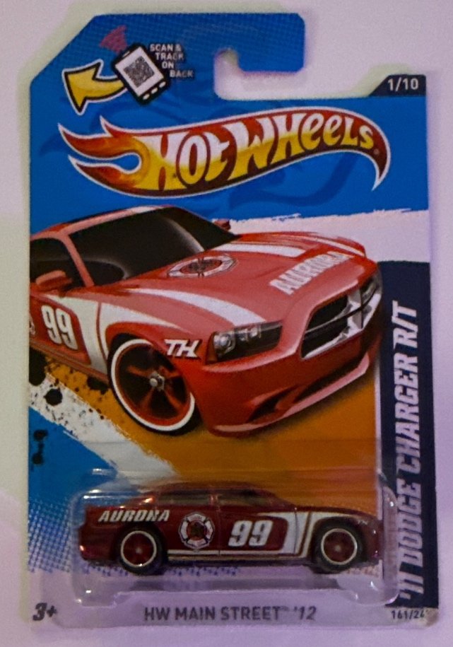 2012 Hot Wheels '11 Dodge Charger R/T (Super Treasure Hunt)
