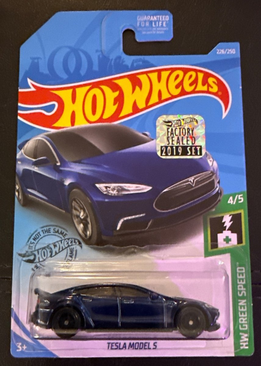2019 Hot Wheels Tesla Model S (Super Treasure Hunt)