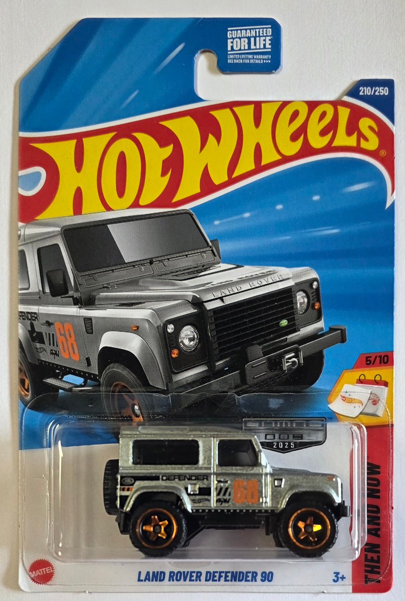 2025 Hot Wheels Land Rover Defender 90 (Zamac)