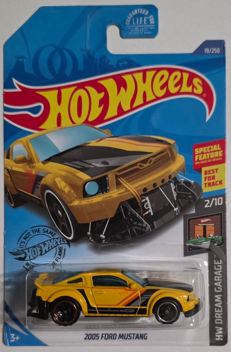 2020 Hot Wheels 2005 Ford Mustang